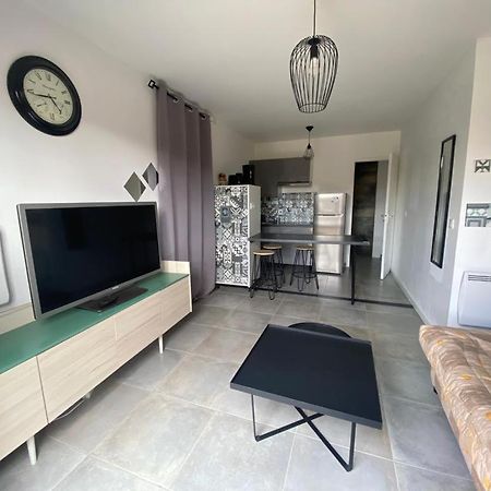 Studio Avec Exterieur Ombrage Saint-Marcel-Les-Valence Ngoại thất bức ảnh